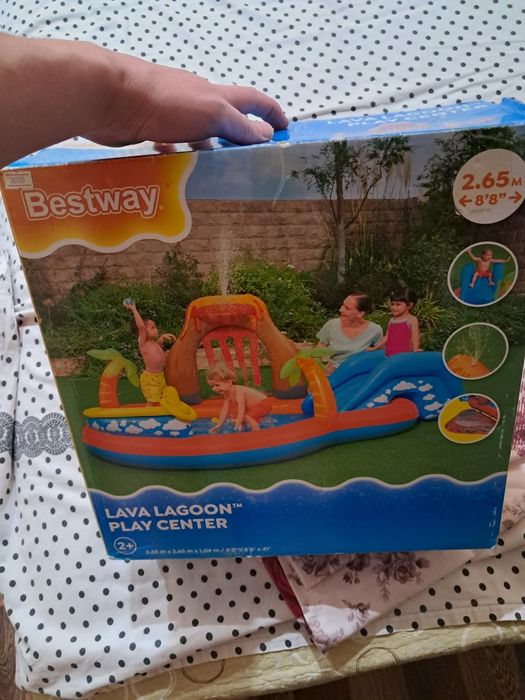 Продам детский бассейн