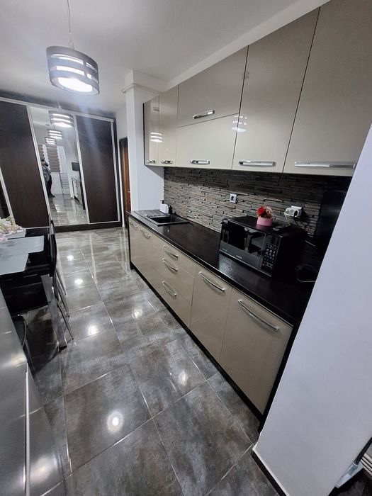 Închiriez apartament 2 camere! B-dul Dacia Bl M3