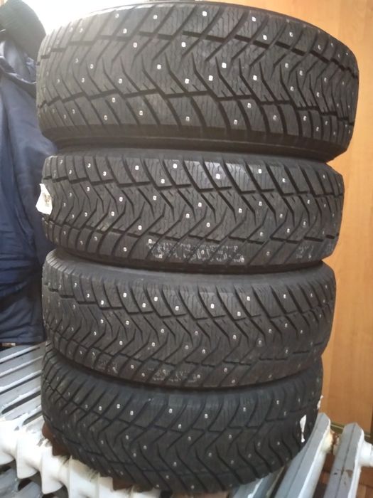 Продам новые зимние покрышки