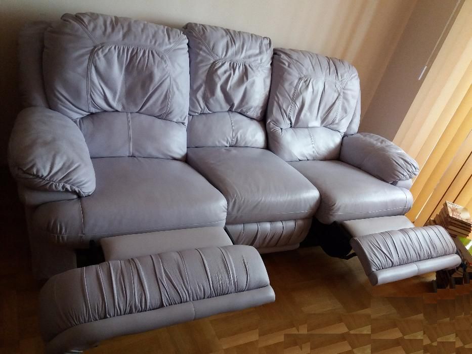 Комплект лилави естествена кожа дивани и фотьойл с релакс механизъм