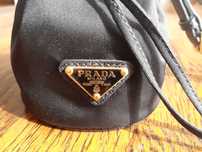 Аксесоари за чанти, 
Prada
Ключодържател Re-Edition 1978