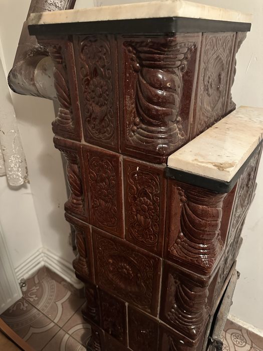 Soba de teracota maro , model clasic - stare foarte buna