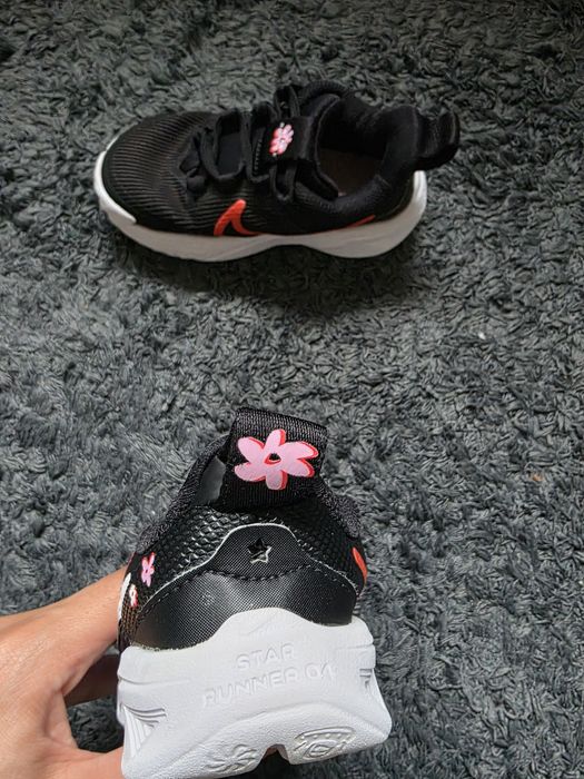 Детски маратонки найк