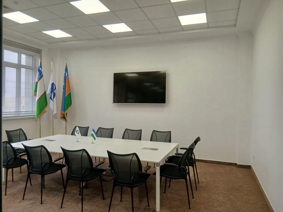 Ijaraga ofis urganch sh markazida joylashgan biznessentr 3 kavatida