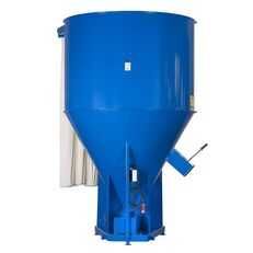 Amestecator furaje Dozamech H-033/3 - 1500 kg Capacitate: 3200 litri,