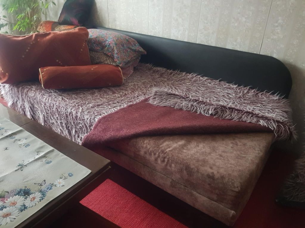 Легло, почти чисто ново