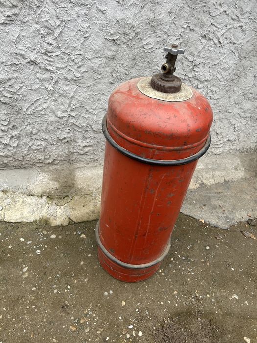 Vind butelie ruseasca 3 bucati in stare de functionare