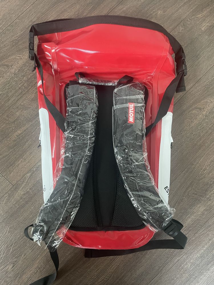 Нова раница Motul