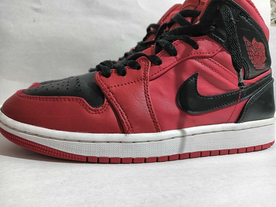 Jordan 1 Mid Reverse Bred - marimea 40