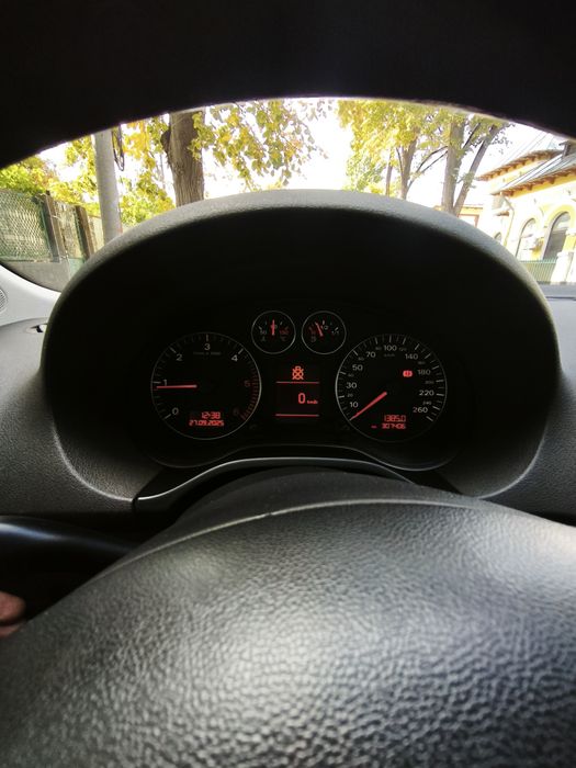 Vând audi A3 8p 2008 2.0 tdi 140 de cai cod motor bmm