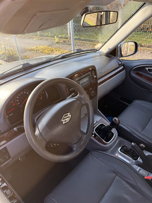 Suzuki Grand Vitara Limited 128CP 4x4 Mic\Mare