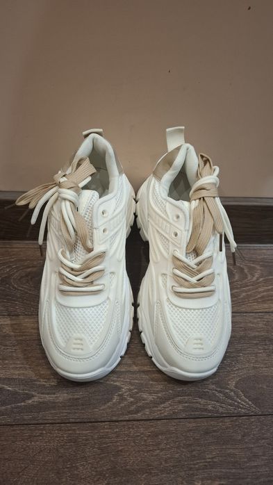 Дамски маратонки