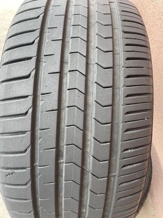 4бр Летни гуми 245/40/ZR18/265/35/спорт пакет/Vredestein Giugiaro