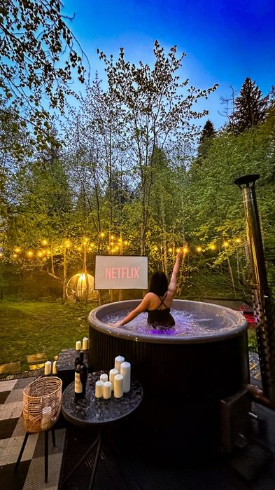 Cabana A-FRAME de inchiriat cu ciubar
