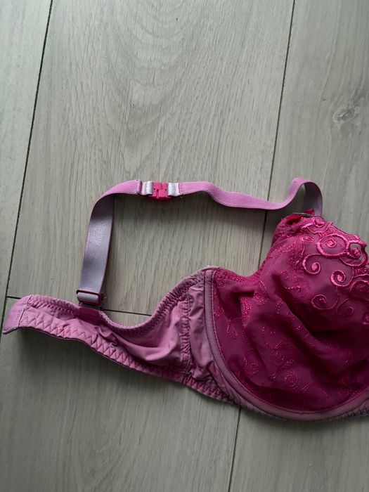 Sutien roz marimea 80E