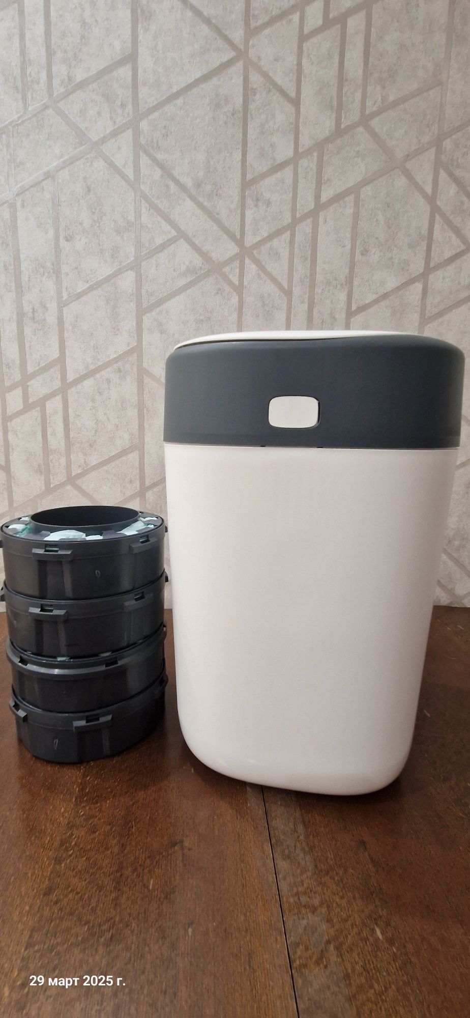 Кош за пелени Tommee Tippee Sangenic Twist and Click Advanced