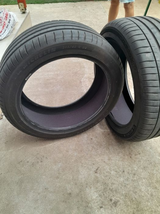 Două cauciucuri Michelin pilot sport EV