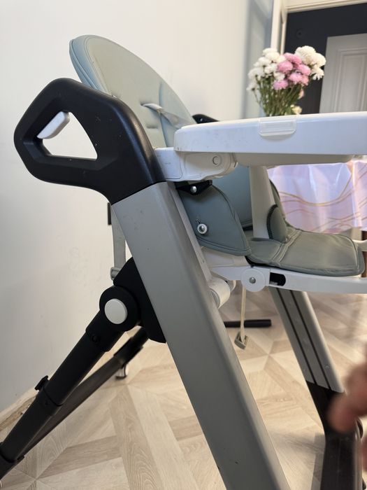 Продаю детское кресло