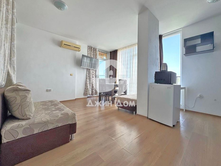 Продава се Двустаен апартамент в к.к. Слънчев бряг - 65 кв.м за 924 €/кв.м - Снимка #1