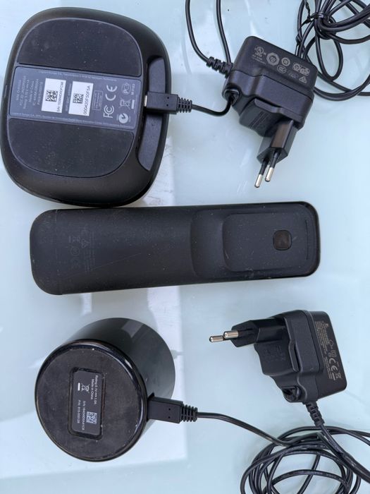 Logitech Harmony Ultimate + Hub + Dock – sistem complet, universal