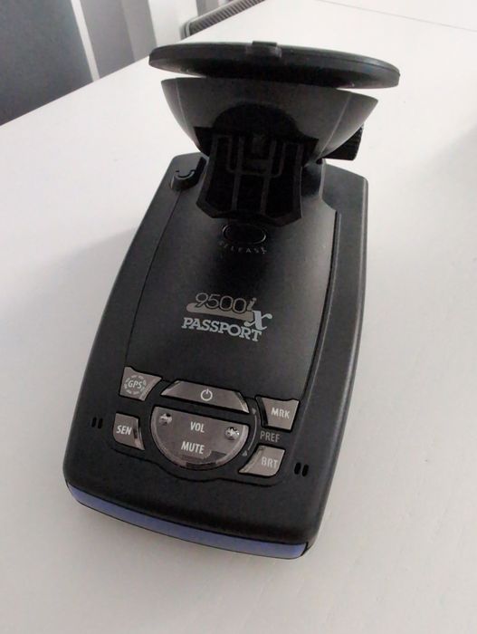 Detector radar Escort Passport 9500 iX , auto învățare GPS.