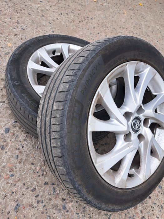 Резина летняя Мишлен стояла на Королле