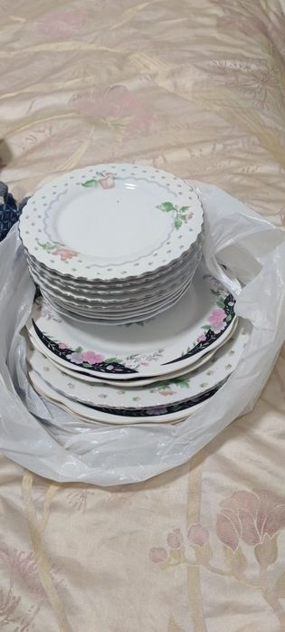 Посуда тарелки б/у целые продам