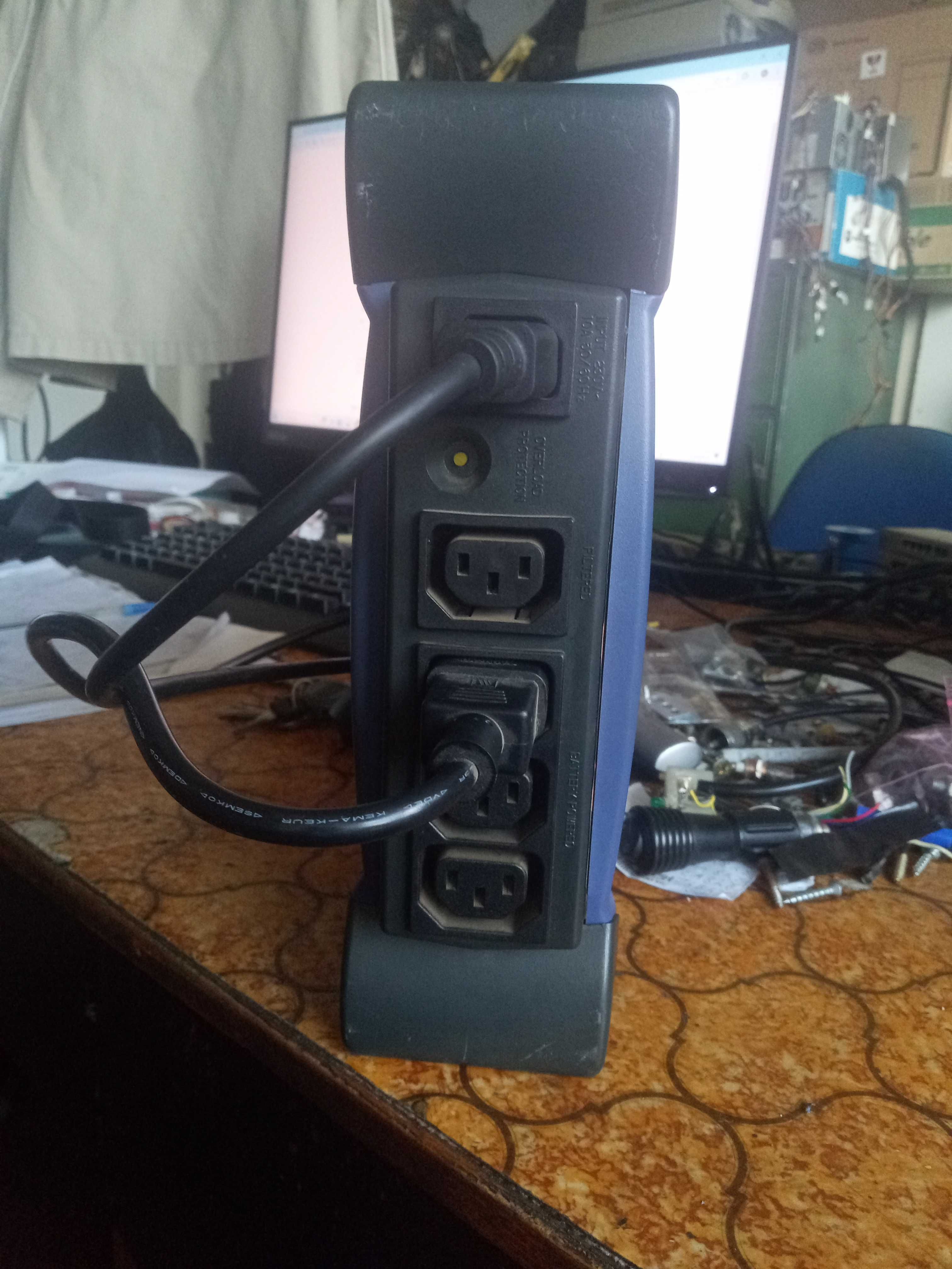 UPS MGE SYSTEM ellipse500/280w/-60лв.