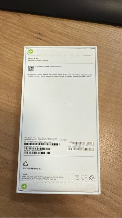 I phone 16 pro 256 gb, white новая