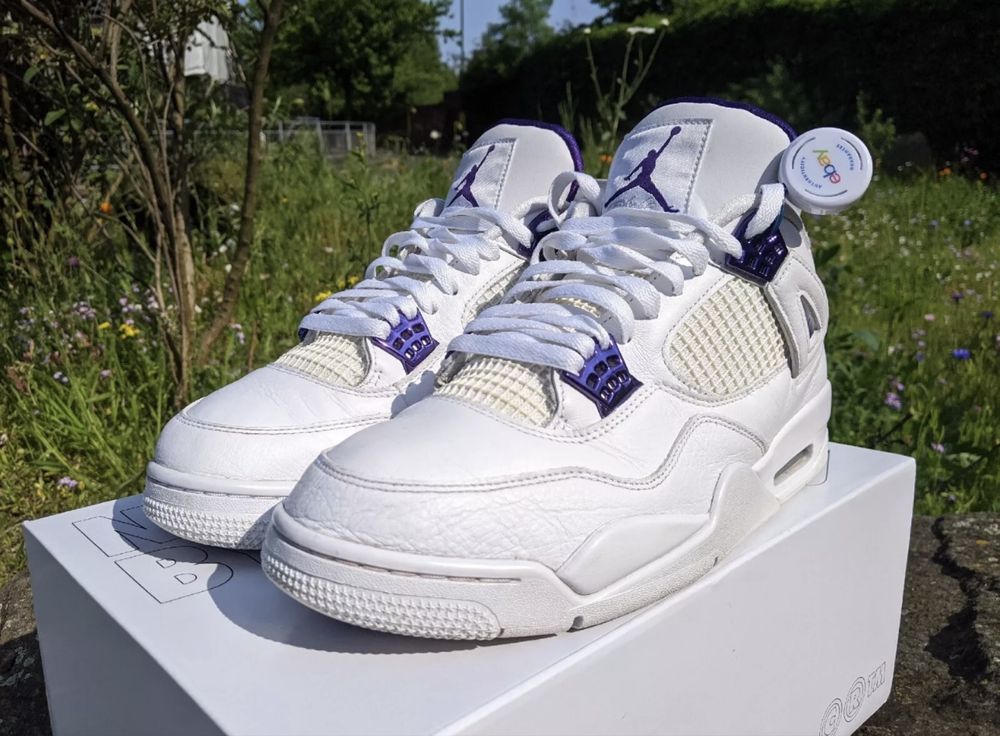 Jordan 4 Metallic Purple size 44