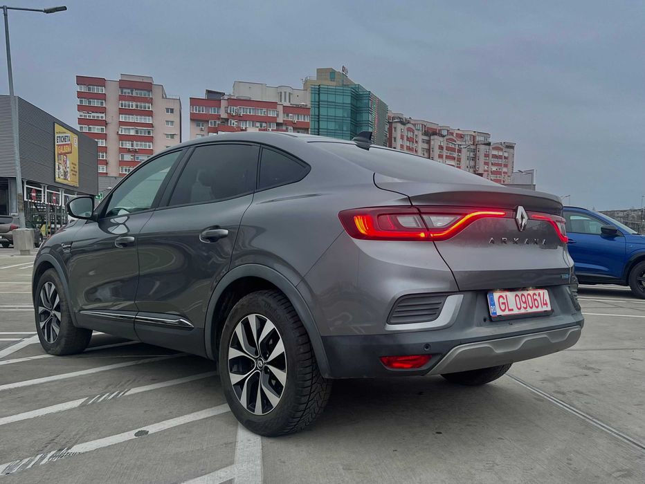 Renault Arkana 1.6 E-TECH Hybrid