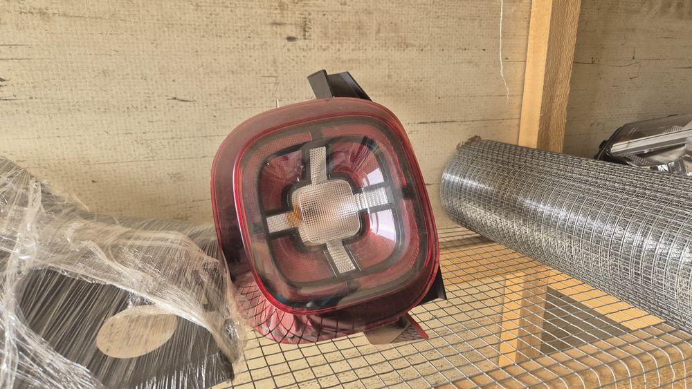 Stop tripla stopuri stânga dreapta dacia duster 2017 2021 dezmembrez