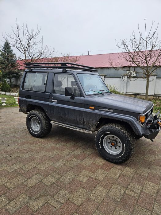 vand toyota land cruiser