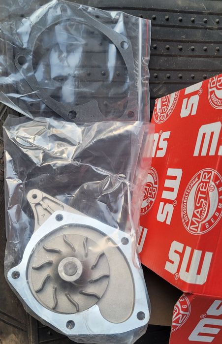 Schimburi Logan, consumabile NOI/originale