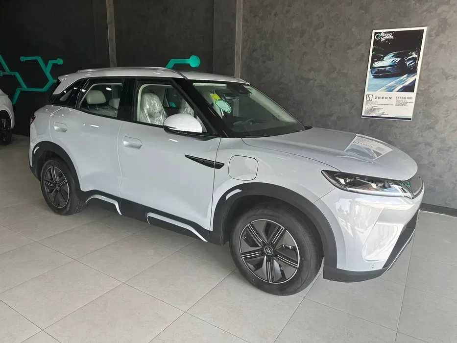 BYD Yuan UP Dop Nasiyaga yillik 10%