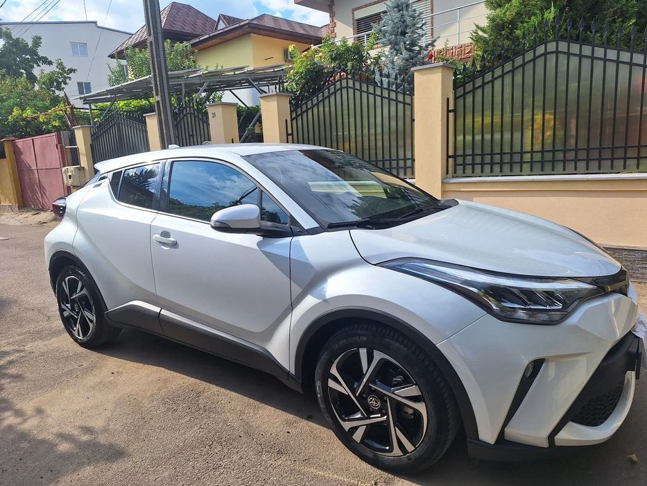Toyota C-HR Masina este in stare perfecta interior-exterior.Sunt primul proprietar