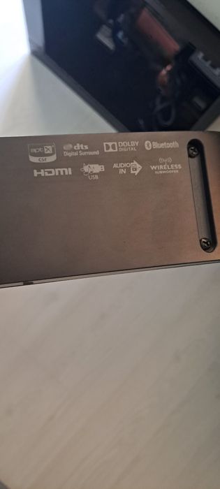 Soundbar philips cu subwoofer