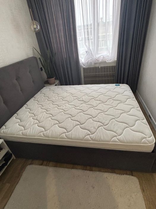 кровать двухместная