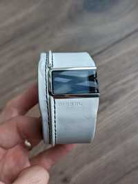 Оригинален часовник Diesel бял гривна DZ7054