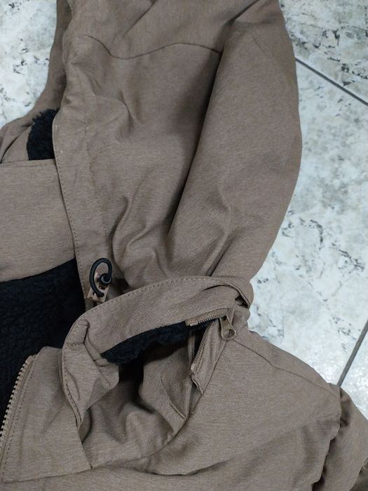 STRAUSS-XL размер, оригинално мъжко  зимно яке,-120лв.