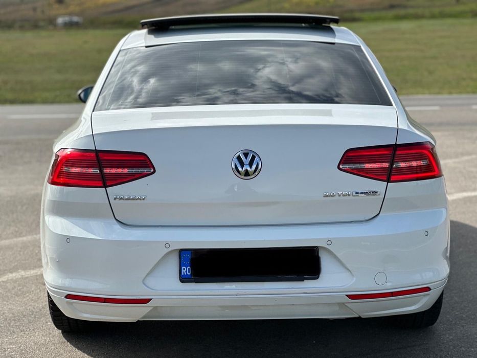 Volkswagen Passat B8 2.0 TDI 150 CP Full Led Trapa Panoramica