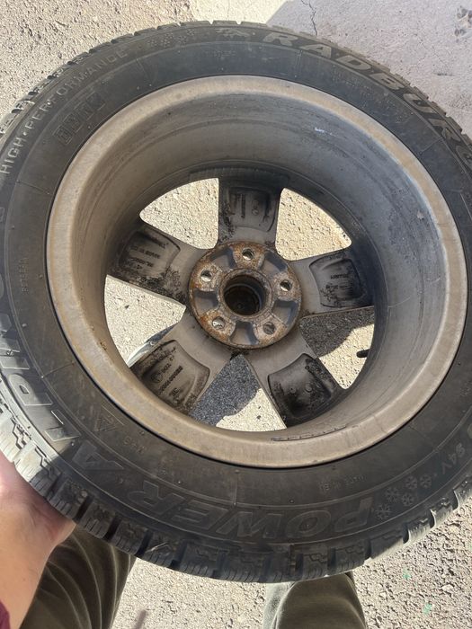 Оригинални джанти Skoda с гуми Radburg Power Alpin 205/55R16 DOT 2024