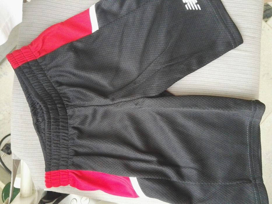 Нов комплект New Balance 3-4г, дрешки НМ и д-р.