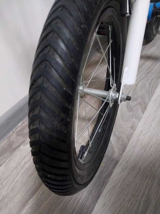 Велосипед кам училган янгидей хитойдан келган