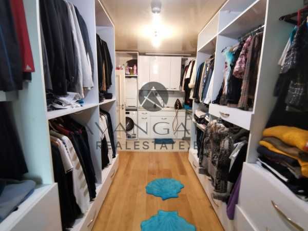 Продава се Четиристаен апартамент в Пловдив, Кършияка - 315 кв.м за 2000 €/кв.м - Снимка #16