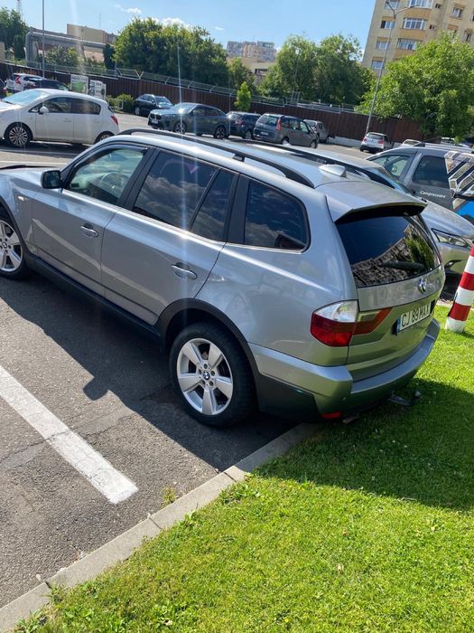 Vand BMW X3 cu distributia in fata
