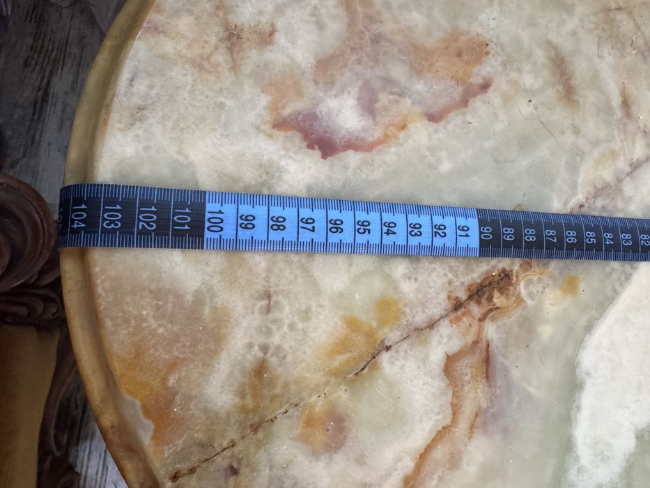 Vand masa de cafea cu blat onix si alama