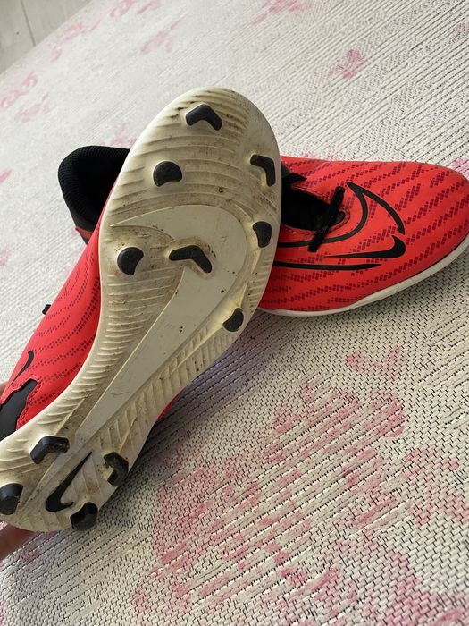 Nike phantom 37,5 бутонки