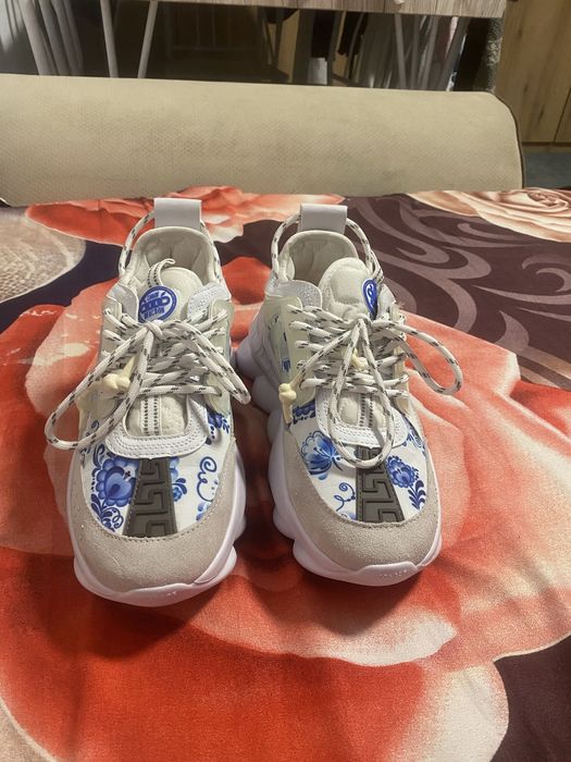 Adidasi versace chain reacion