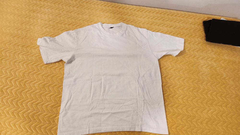 Pachet 3 tricouri albe și negru